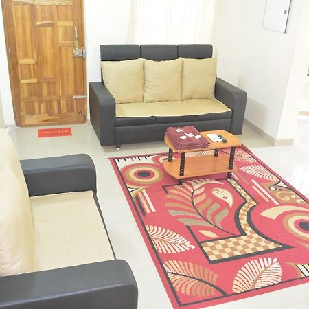 Jp Nivaas Guest House مايلادوثوراي المظهر الخارجي الصورة