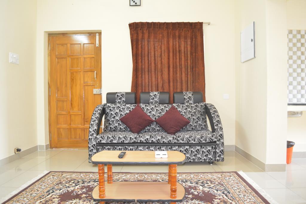Jp Nivaas Guest House مايلادوثوراي المظهر الخارجي الصورة