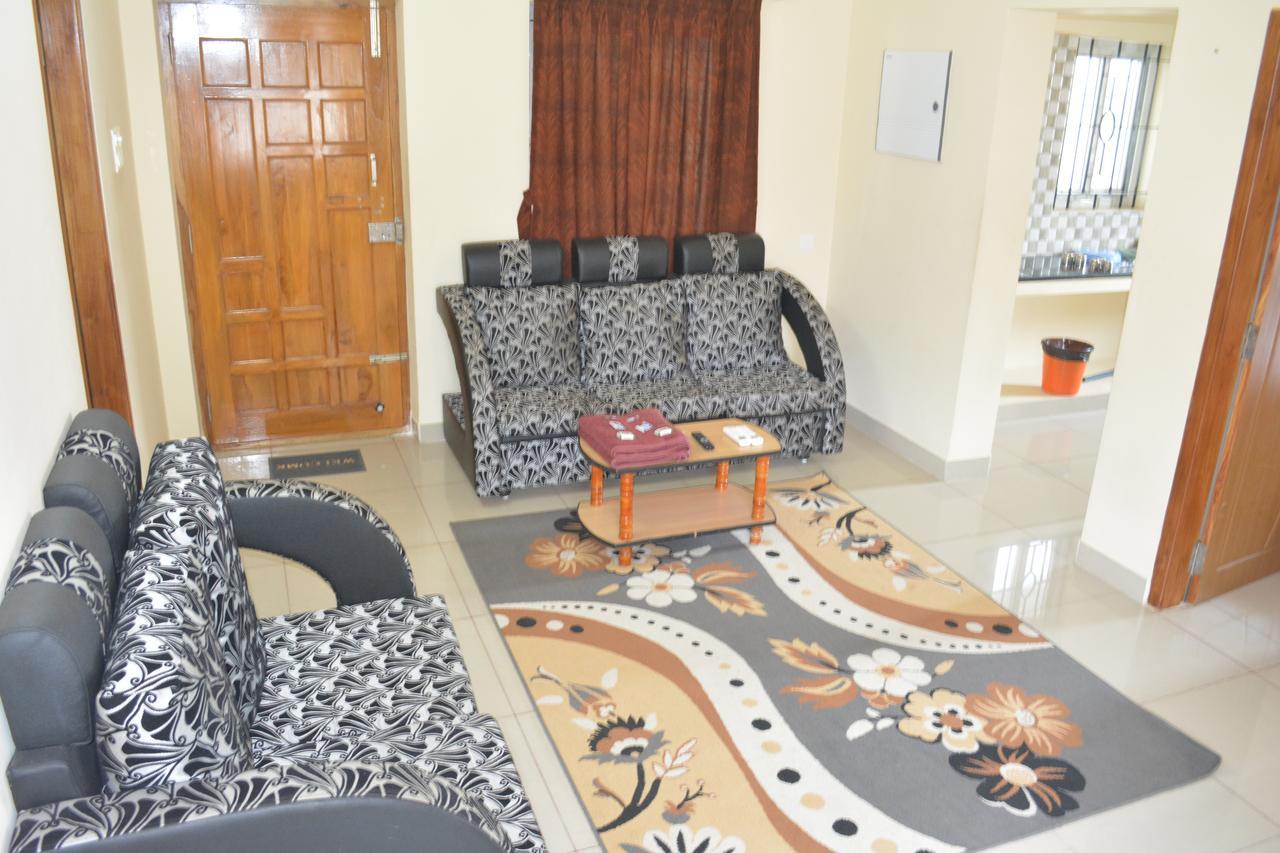 Jp Nivaas Guest House مايلادوثوراي المظهر الخارجي الصورة